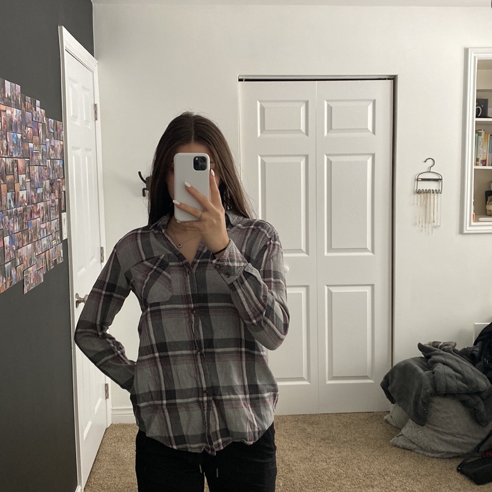 Aritzia Flannel - Picture 3 of 3